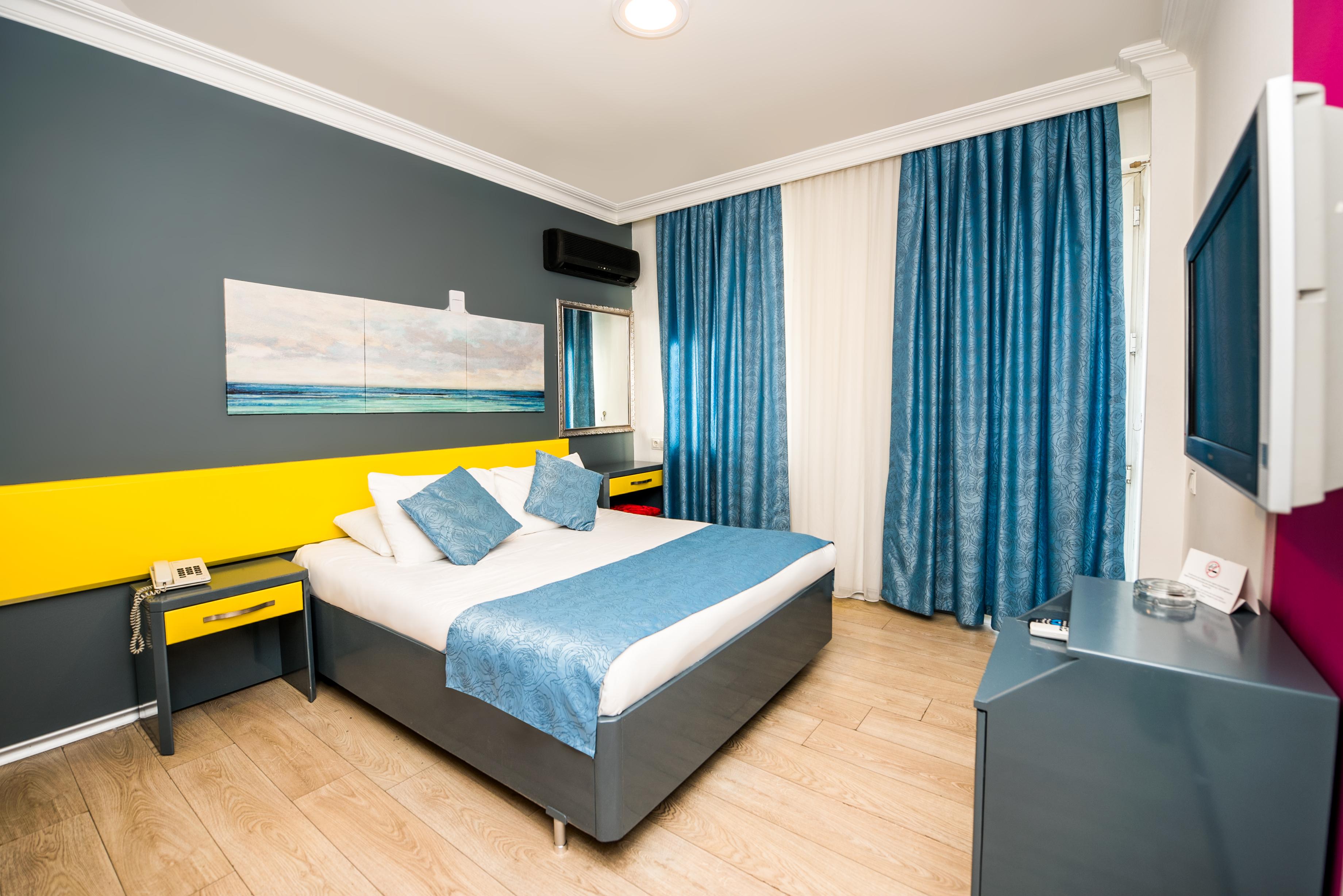 Otel Mera Park 3*